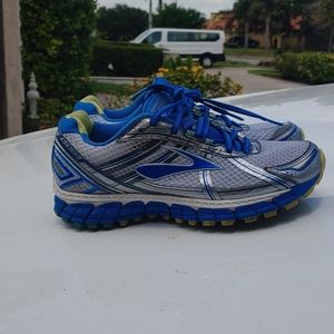 Brooks running shoes